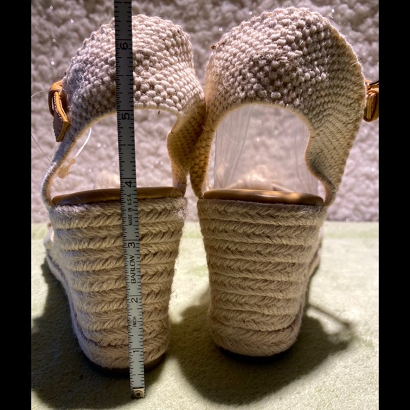 NINE WEST GOLD ESPADRILLE WEDGED OPEN TOE SANDALS - Picture 11 of 12